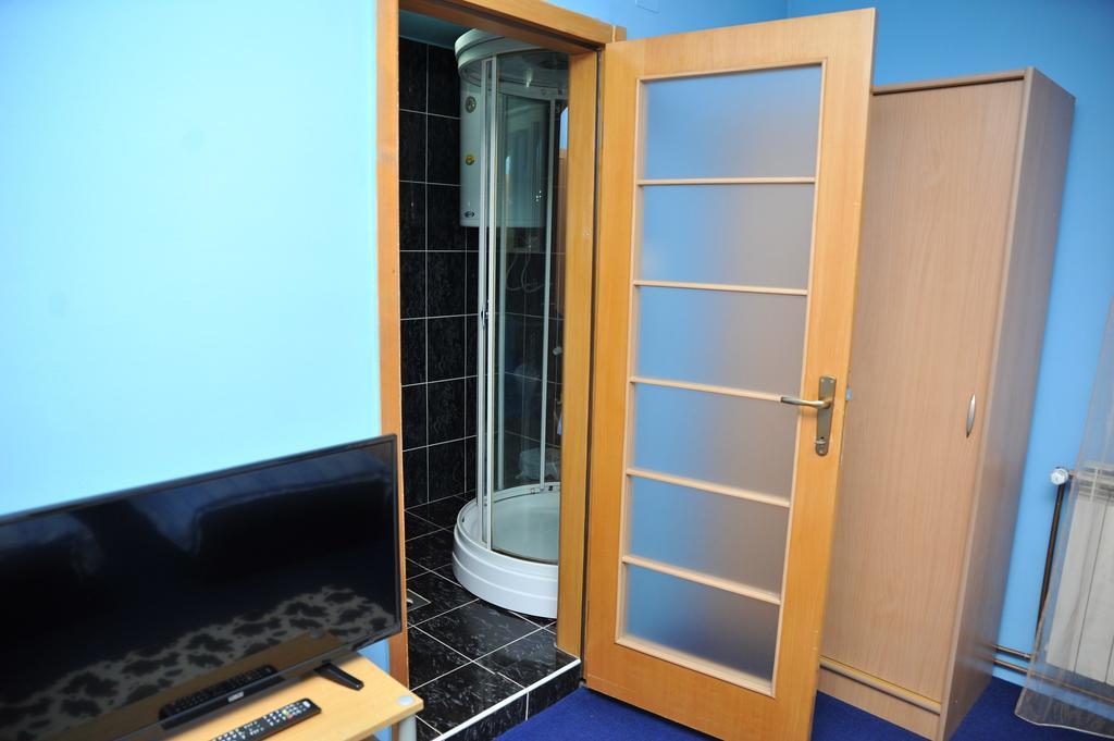 Guesthouse Prenociste Faraon ปิเลฟเลีย ห้อง รูปภาพ